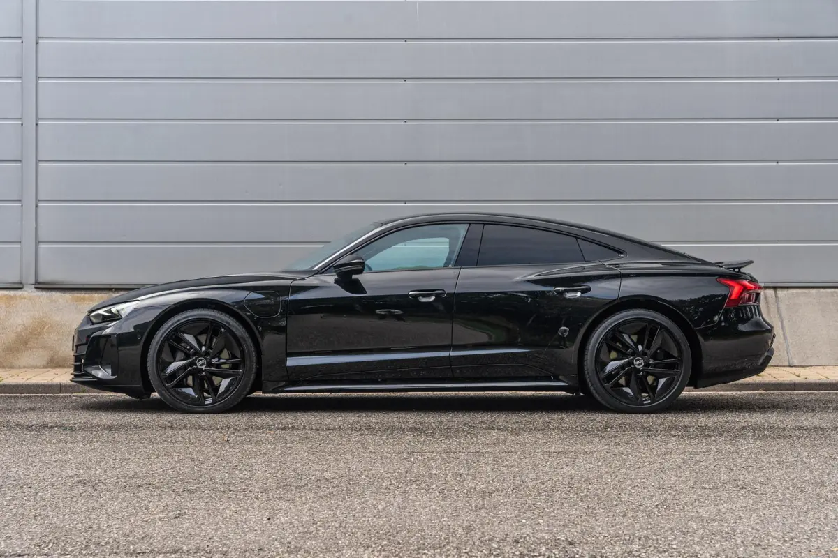 476pk 93 kWh | Adaptief onderstel | Leder | B&O 3D | Keyless | Elek. Sportstoel Pro | 21" Velgen