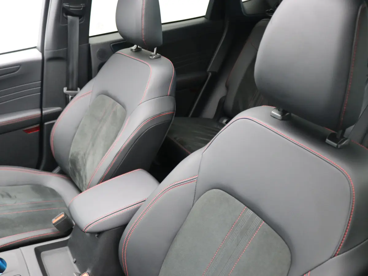 2.5 PHEV ST-Line X / Fabrieksgarantie t/m 02-2029 / Trekhaak Wegklapbaar / WINTER-PACK / Trekgewicht 2.100 KG / Elektisch schuif-/kanteldak / 360-camera / Navigatie / Apple Carplay/Android A
