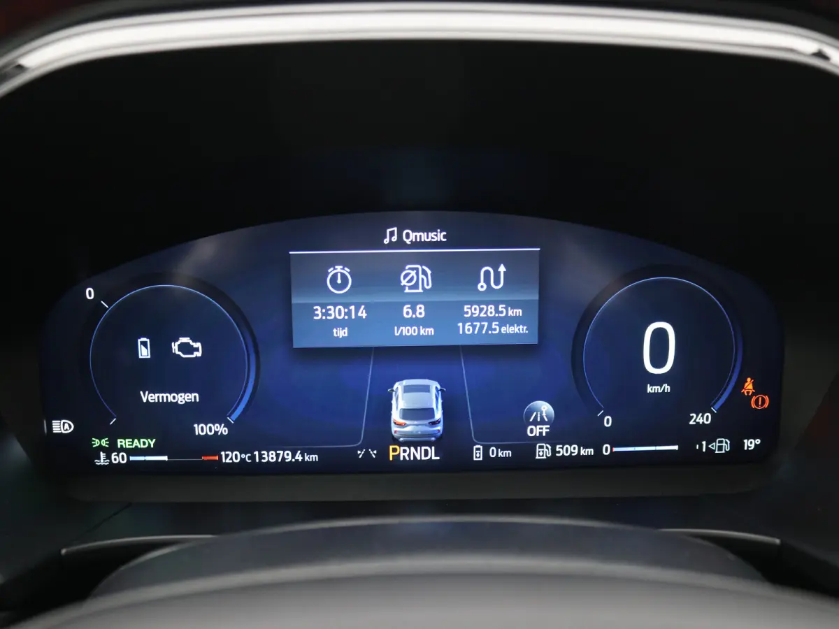 2.5 PHEV ST-Line X / Fabrieksgarantie t/m 02-2029 / Trekhaak Wegklapbaar / WINTER-PACK / Trekgewicht 2.100 KG / Elektisch schuif-/kanteldak / 360-camera / Navigatie / Apple Carplay/Android A