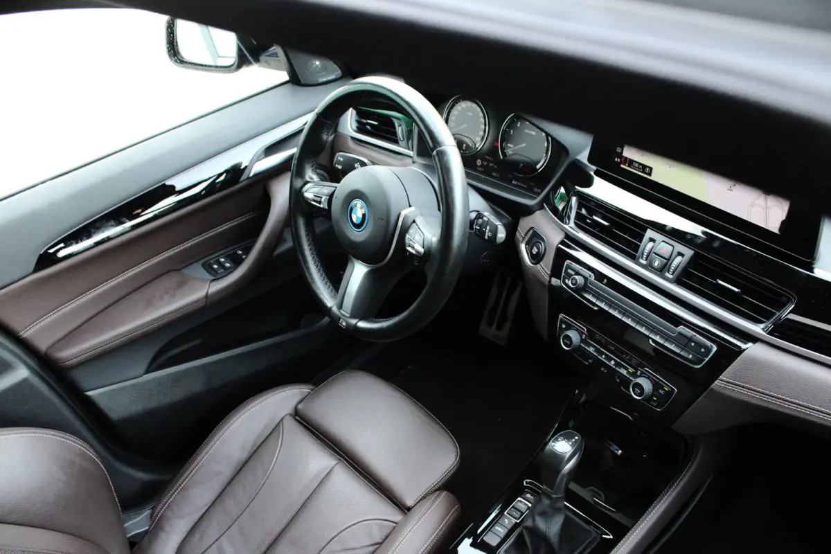 XDrive25e HIGH EXECUTIVE M SPORT PRO | HEAD UP | PANO | LEDER | MEMORY | 19" M | HARMAN & KARDON |CAMERA | CARPLAY
