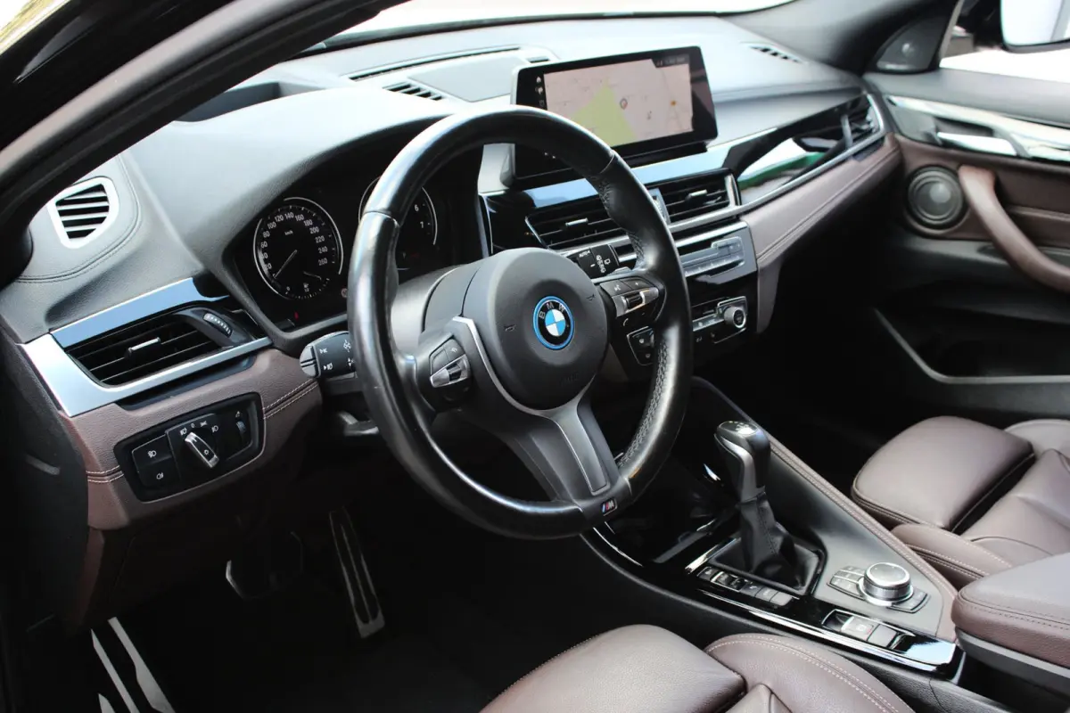 XDrive25e HIGH EXECUTIVE M SPORT PRO | HEAD UP | PANO | LEDER | MEMORY | 19" M | HARMAN & KARDON |CAMERA | CARPLAY