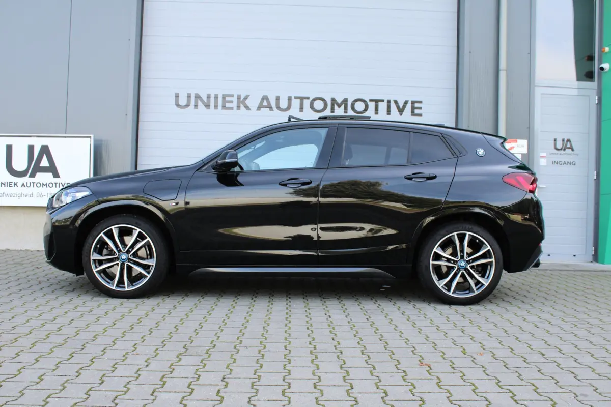 XDrive25e HIGH EXECUTIVE M SPORT PRO | HEAD UP | PANO | LEDER | MEMORY | 19" M | HARMAN & KARDON |CAMERA | CARPLAY