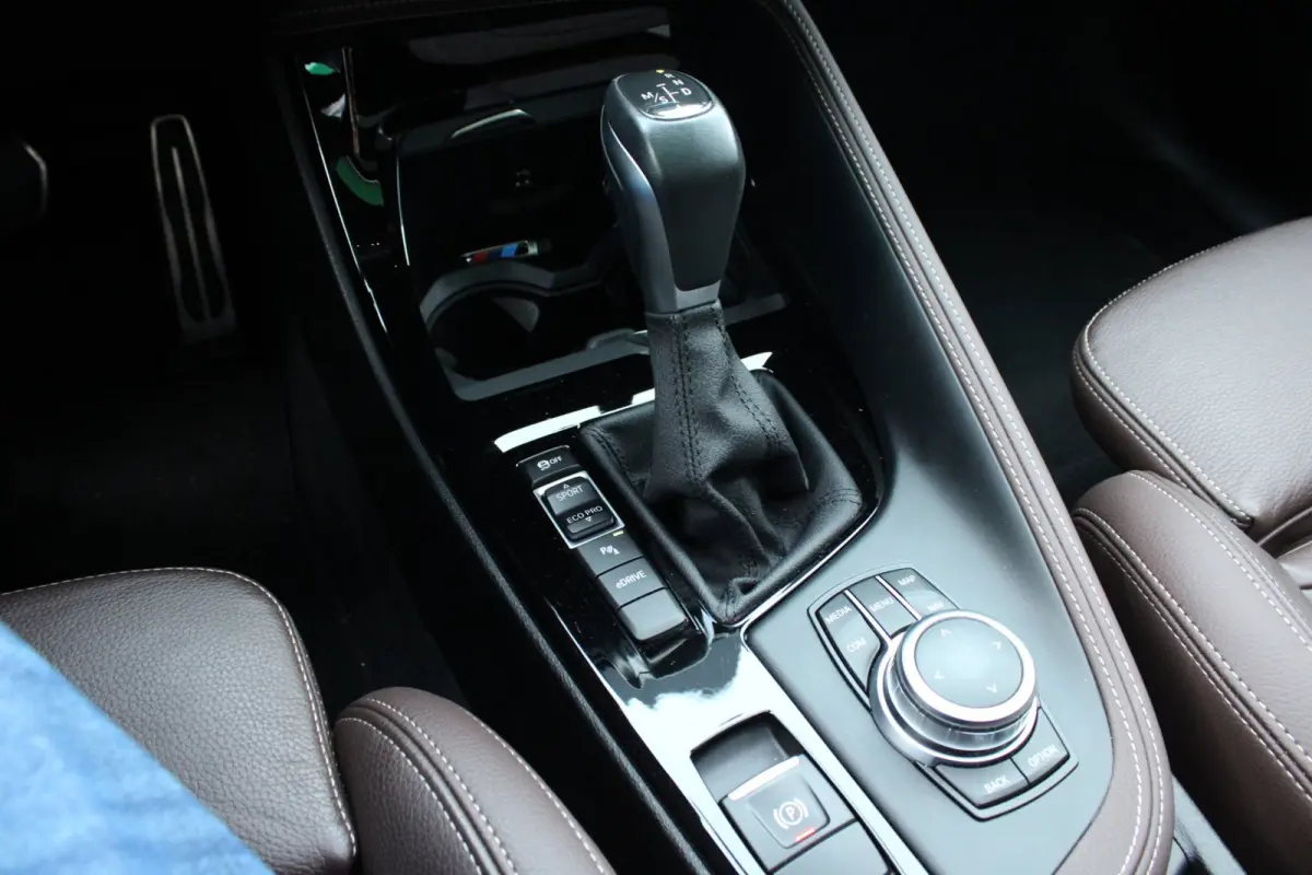 XDrive25e HIGH EXECUTIVE M SPORT PRO | HEAD UP | PANO | LEDER | MEMORY | 19" M | HARMAN & KARDON |CAMERA | CARPLAY