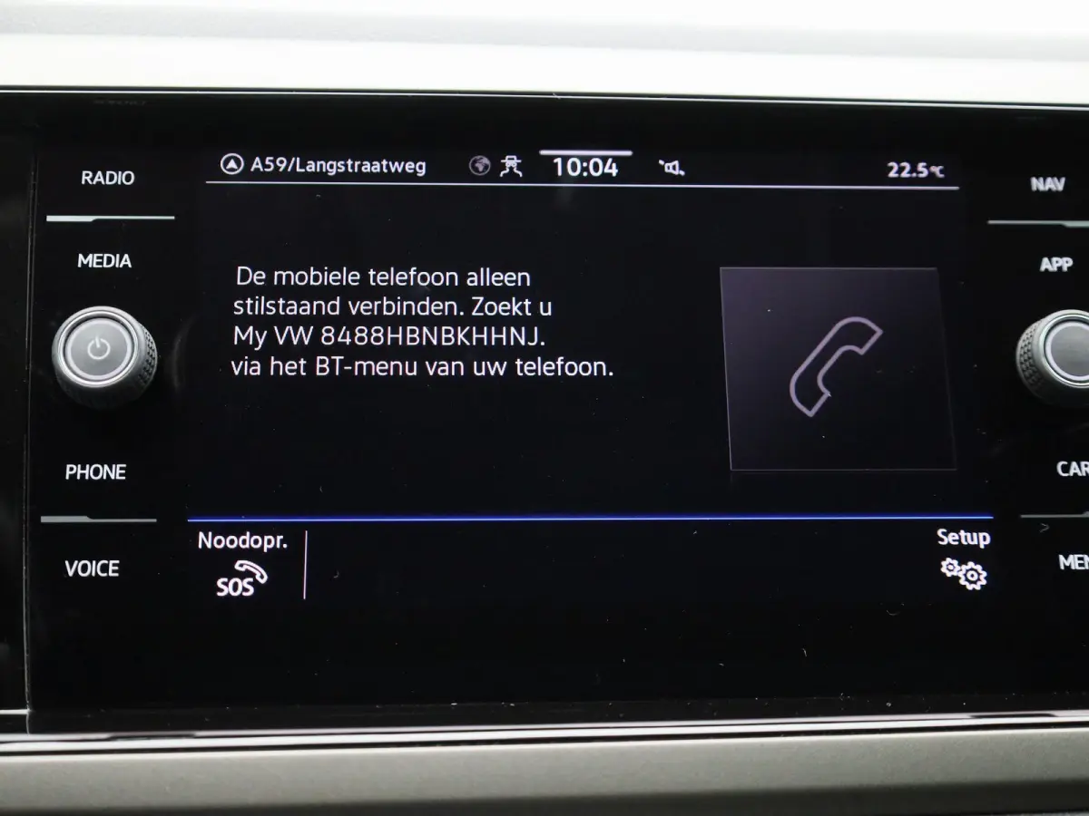 1.0 TSI R-Line Edition | AUTOMAAT | APPLE CARPLAY - ANDROID AUTO | AIRCO | NAVIGATIE | ADAPTIVE CRUISE CONTROL | LICHTMETALEN VELGEN | GETINTE RUITEN |