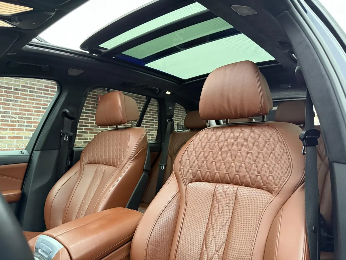 xDrive45e High Executive Pano| Head up| Bowers&Wilkins| Luchtvering