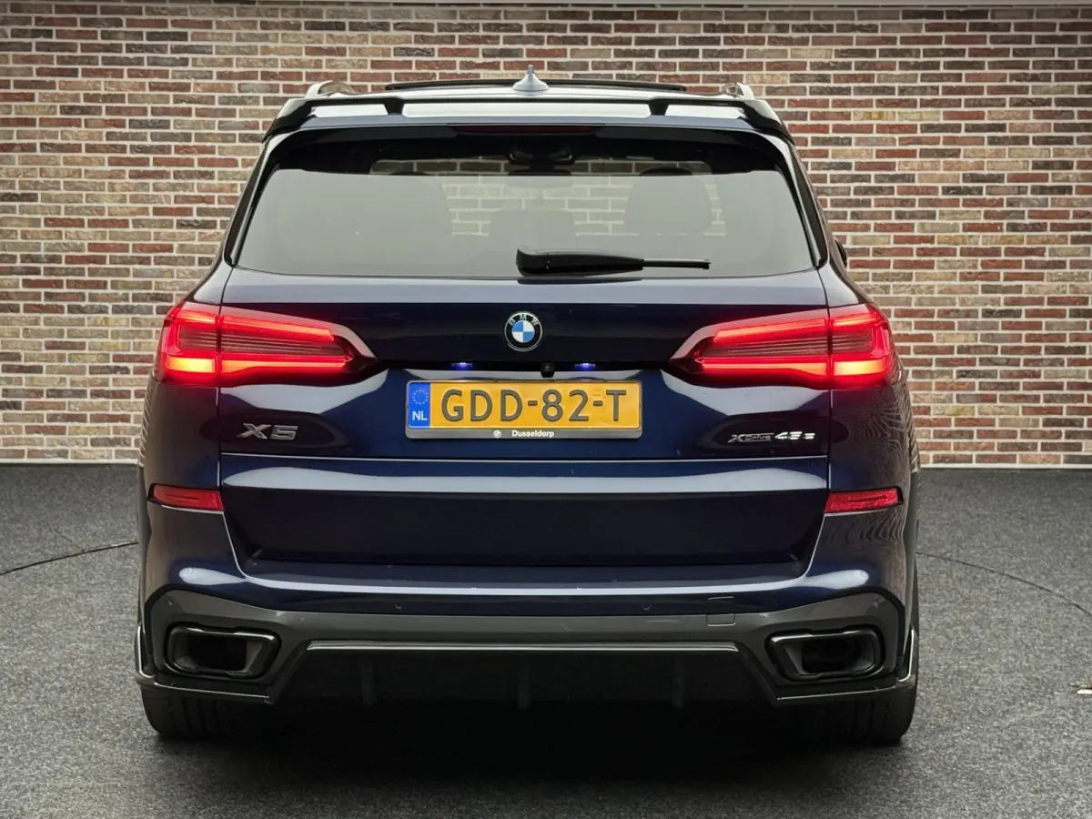 xDrive45e High Executive Pano| Head up| Bowers&Wilkins| Luchtvering