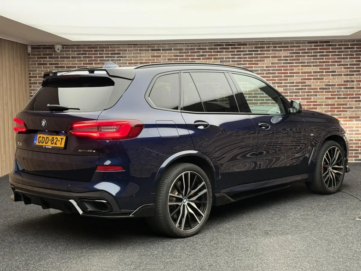 xDrive45e High Executive Pano| Head up| Bowers&Wilkins| Luchtvering