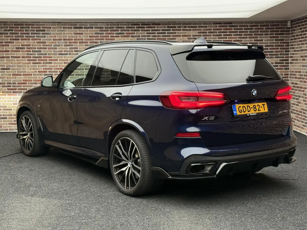 xDrive45e High Executive Pano| Head up| Bowers&Wilkins| Luchtvering
