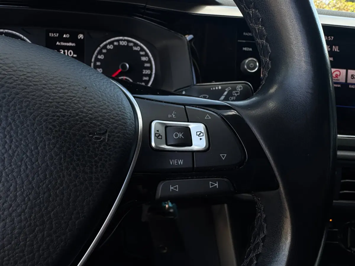1.0 MPI Comfortline TREKHAAK / CARPLAY / NAVI / CRUISE / NL AUTO MET NAP