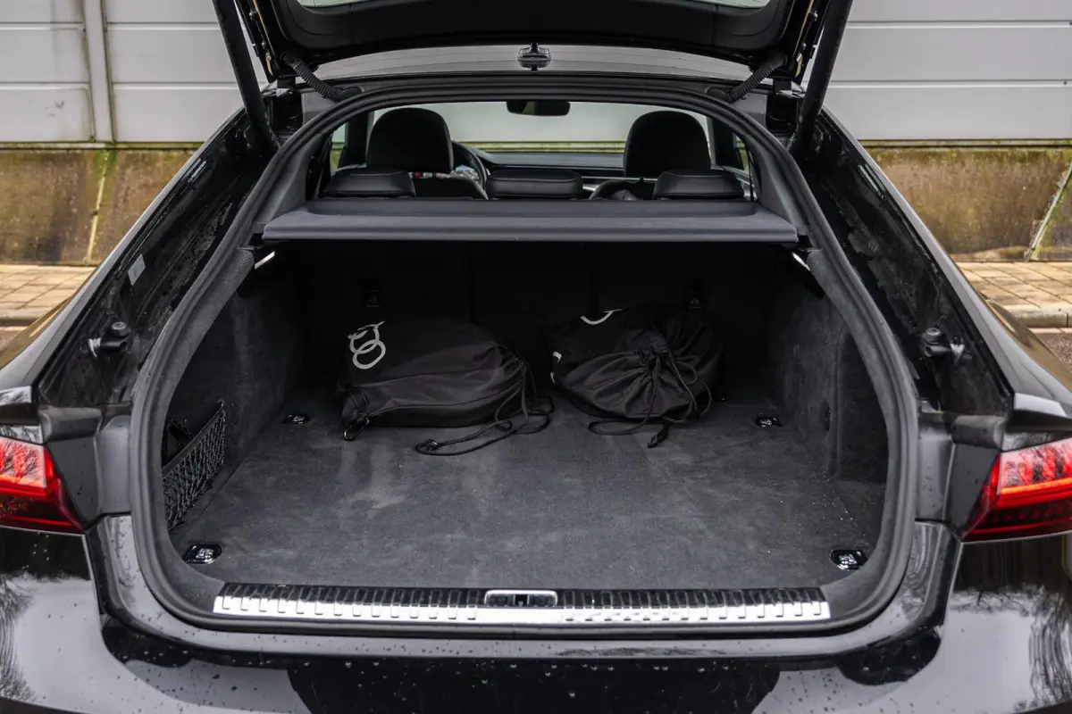 55 TFSIe 367pk PHEV Quattro S Edition Competition | Panoramadak | Nwe 21 inch | Keyless | Elektr. Voorstoelen | Laser LED Koplampen | Camera