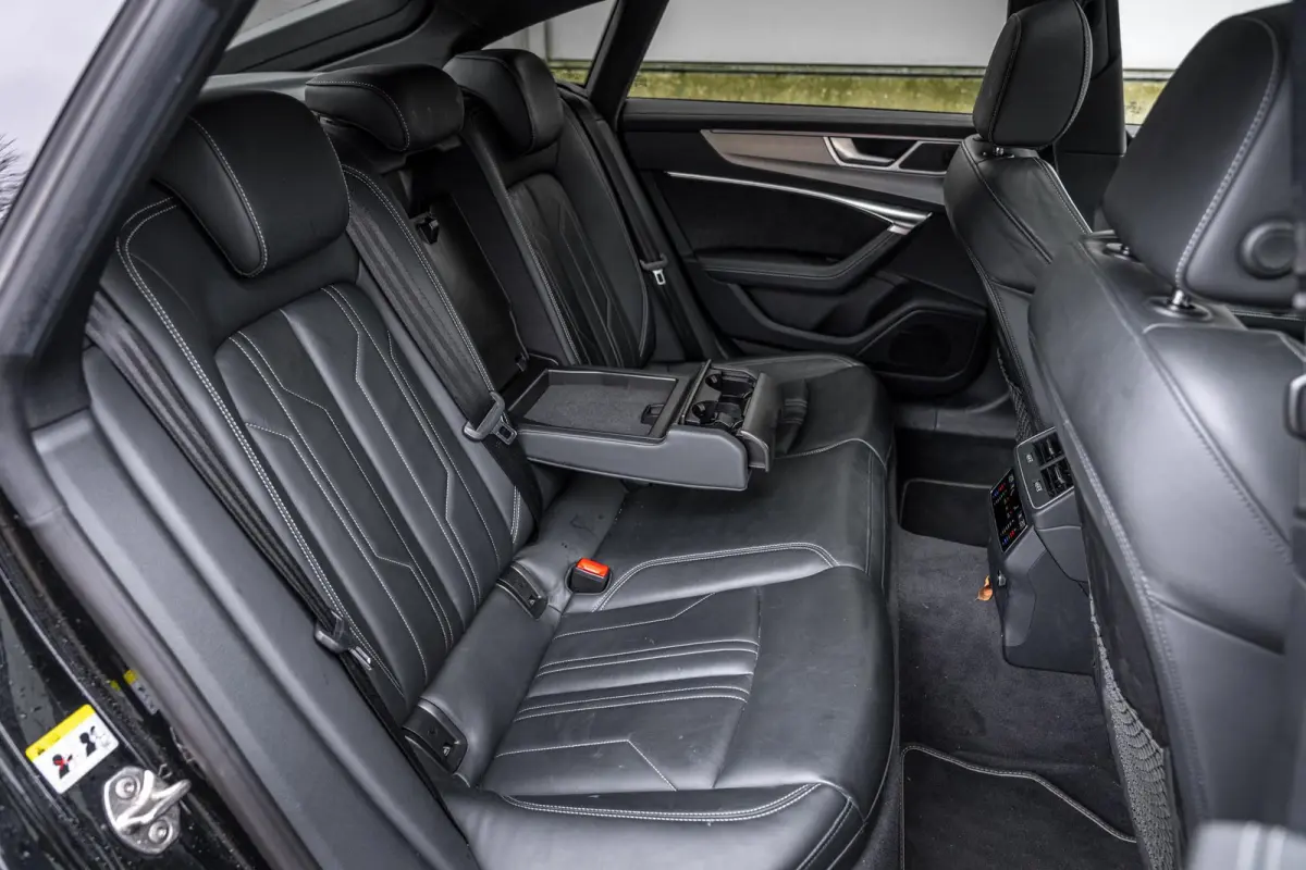 55 TFSIe 367pk PHEV Quattro S Edition Competition | Panoramadak | Nwe 21 inch | Keyless | Elektr. Voorstoelen | Laser LED Koplampen | Camera