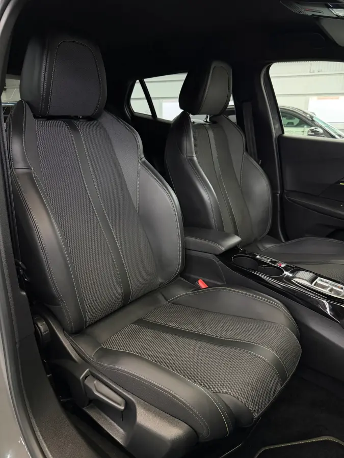 1.2 PureTech 130 GT CarPlay Trekhaak Camera
