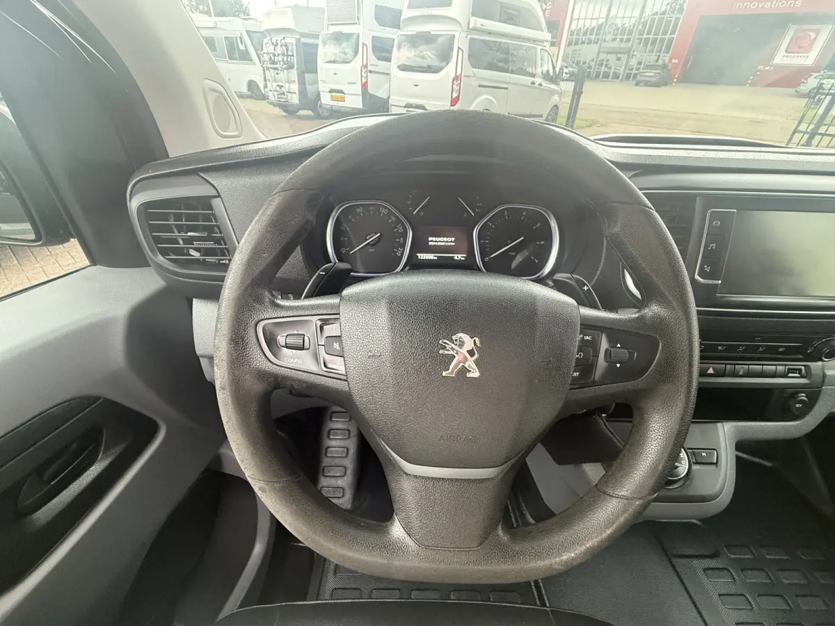 2.0 BlueHDI 180 Premium automaat 177 pk org nl auto nap logisch navigatie airco cruise ctr half leder/stof trekhaak schuifdeur