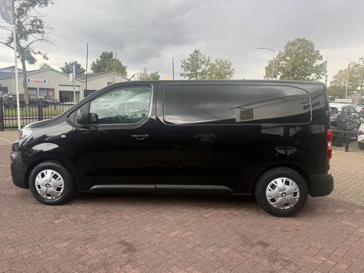 2.0 BlueHDI 180 Premium automaat 177 pk org nl auto nap logisch navigatie airco cruise ctr half leder/stof trekhaak schuifdeur