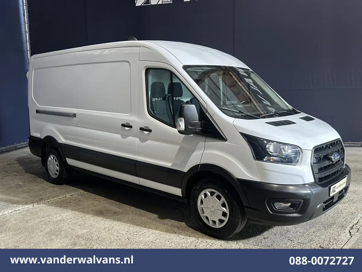 2.0 TDCI 130pk L3H2 Euro6 Airco | Camera | Navigatie | Cruisecontrol | Stoelverwaming Verwarmde voorruit, Elektrisch verstelbare bestuurdersstoel, Parkeersensoren, Bijrijdersbank