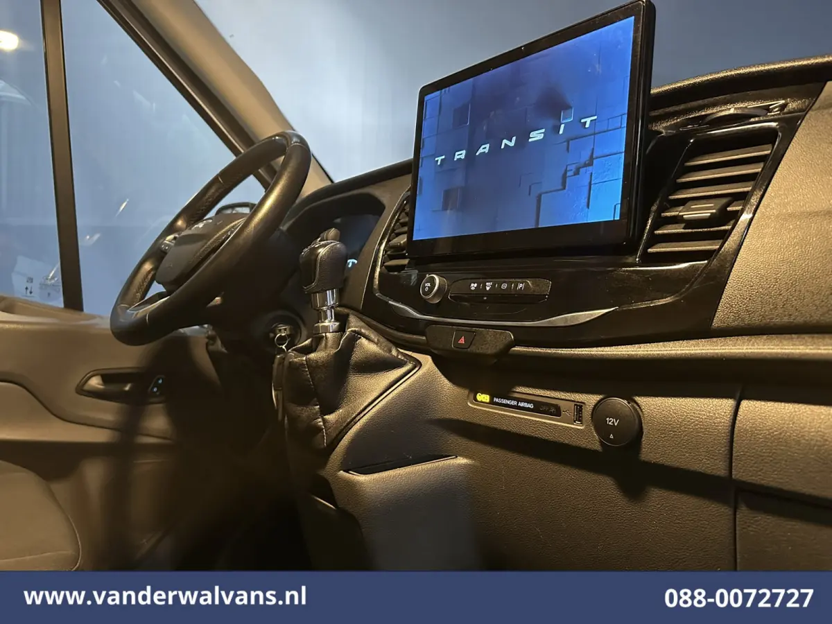 2.0 TDCI 130pk L3H2 Euro6 Airco | Camera | Navigatie | Cruisecontrol | Stoelverwaming Verwarmde voorruit, Elektrisch verstelbare bestuurdersstoel, Parkeersensoren, Bijrijdersbank