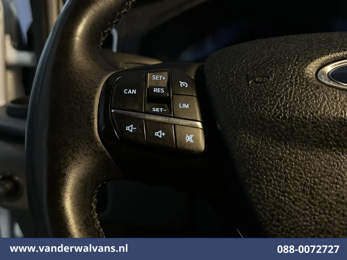 2.0 TDCI 130pk L3H2 Euro6 Airco | Camera | Navigatie | Cruisecontrol | Stoelverwaming Verwarmde voorruit, Elektrisch verstelbare bestuurdersstoel, Parkeersensoren, Bijrijdersbank