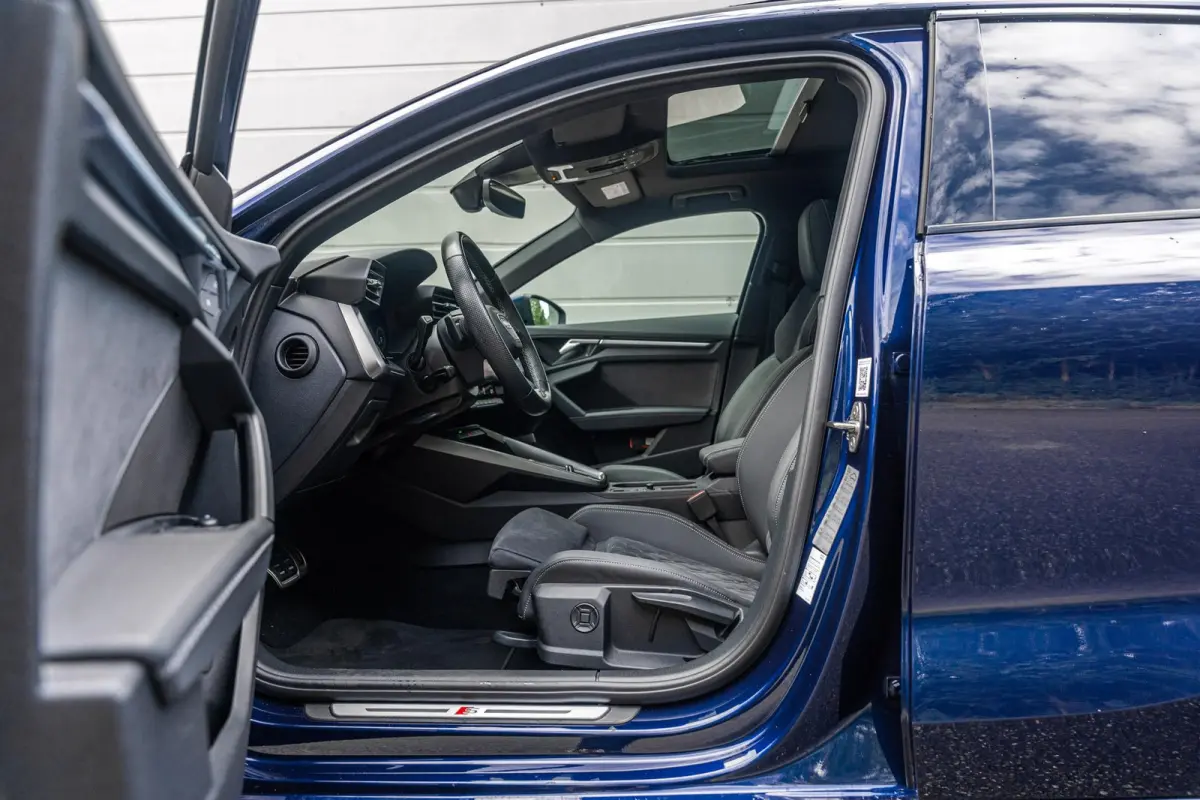 45 TFSIe 245pk PHEV S Edition Competition | Panoramadak | Topview | Keyless | Matrix-LED | Sonos | Optiek Zwart Plus