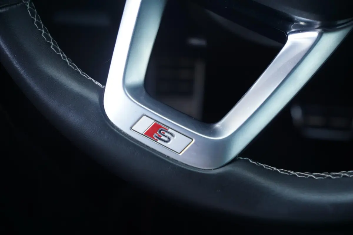 45 TFSIe 245pk PHEV S Edition Competition | Panoramadak | Topview | Keyless | Matrix-LED | Sonos | Optiek Zwart Plus