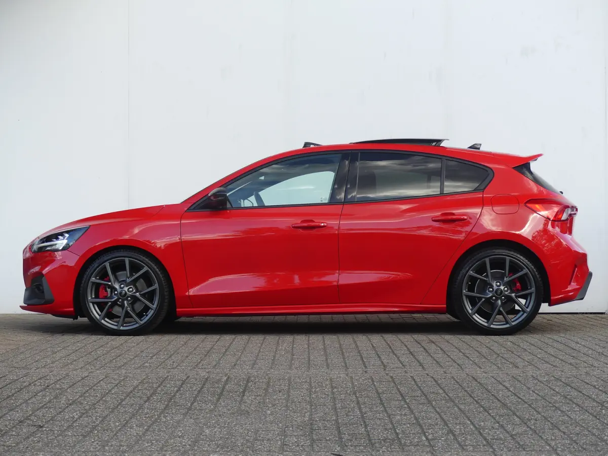 2.3 EcoBoost ST-3 | PANORAMADAK | KLEPPENSYSTEEM MET AFSTANDSBEDIENING | ADAPTIVE CRUISE | DODEHOEKDETECTIE | CAMERA | STOEL+STUUR+VOORRUITVERWARMING | PARKEERSENSOREN V+A | ELEKTRISCHE VERS
