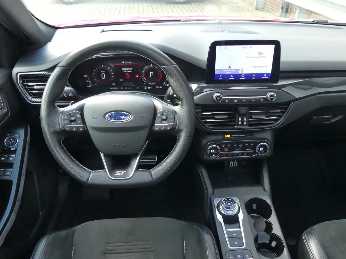 2.3 EcoBoost ST-3 | PANORAMADAK | KLEPPENSYSTEEM MET AFSTANDSBEDIENING | ADAPTIVE CRUISE | DODEHOEKDETECTIE | CAMERA | STOEL+STUUR+VOORRUITVERWARMING | PARKEERSENSOREN V+A | ELEKTRISCHE VERS