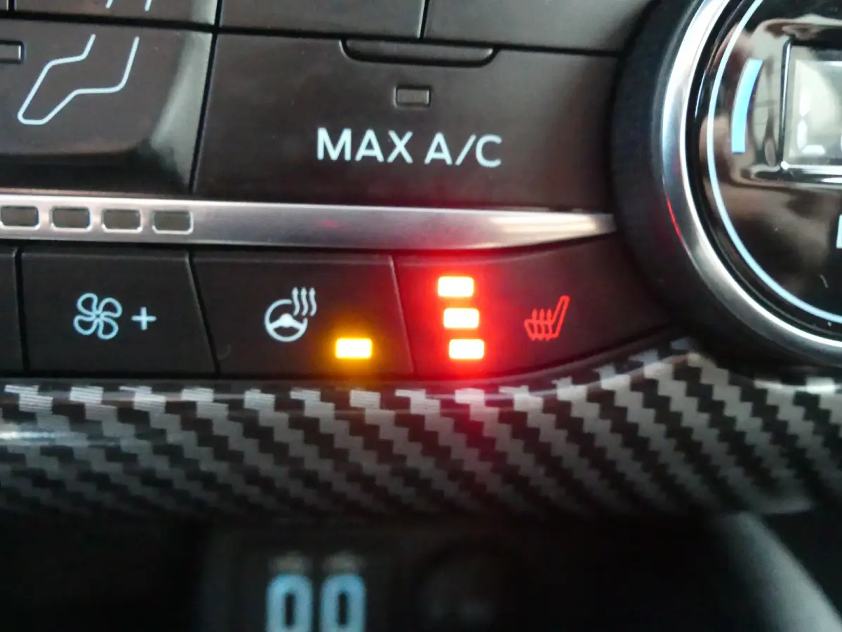 2.3 EcoBoost ST-3 | PANORAMADAK | KLEPPENSYSTEEM MET AFSTANDSBEDIENING | ADAPTIVE CRUISE | DODEHOEKDETECTIE | CAMERA | STOEL+STUUR+VOORRUITVERWARMING | PARKEERSENSOREN V+A | ELEKTRISCHE VERS