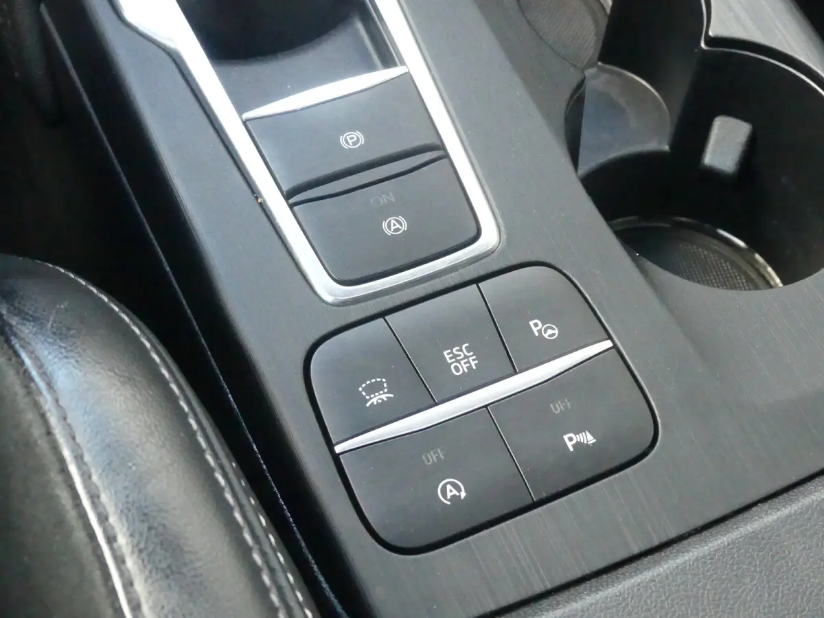 2.3 EcoBoost ST-3 | PANORAMADAK | KLEPPENSYSTEEM MET AFSTANDSBEDIENING | ADAPTIVE CRUISE | DODEHOEKDETECTIE | CAMERA | STOEL+STUUR+VOORRUITVERWARMING | PARKEERSENSOREN V+A | ELEKTRISCHE VERS