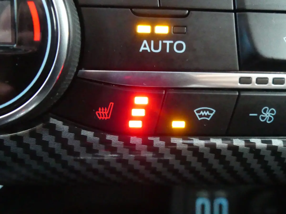 2.3 EcoBoost ST-3 | PANORAMADAK | KLEPPENSYSTEEM MET AFSTANDSBEDIENING | ADAPTIVE CRUISE | DODEHOEKDETECTIE | CAMERA | STOEL+STUUR+VOORRUITVERWARMING | PARKEERSENSOREN V+A | ELEKTRISCHE VERS