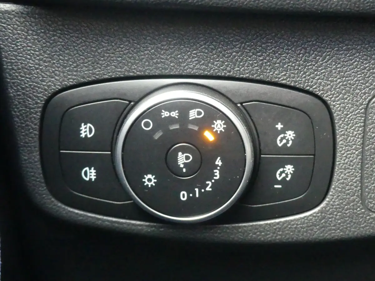 2.3 EcoBoost ST-3 | PANORAMADAK | KLEPPENSYSTEEM MET AFSTANDSBEDIENING | ADAPTIVE CRUISE | DODEHOEKDETECTIE | CAMERA | STOEL+STUUR+VOORRUITVERWARMING | PARKEERSENSOREN V+A | ELEKTRISCHE VERS