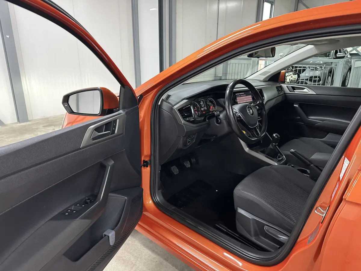 1.0 TSI Comfortline 95 pk | Navi | ACC | Apple Carplay/Android Auto |