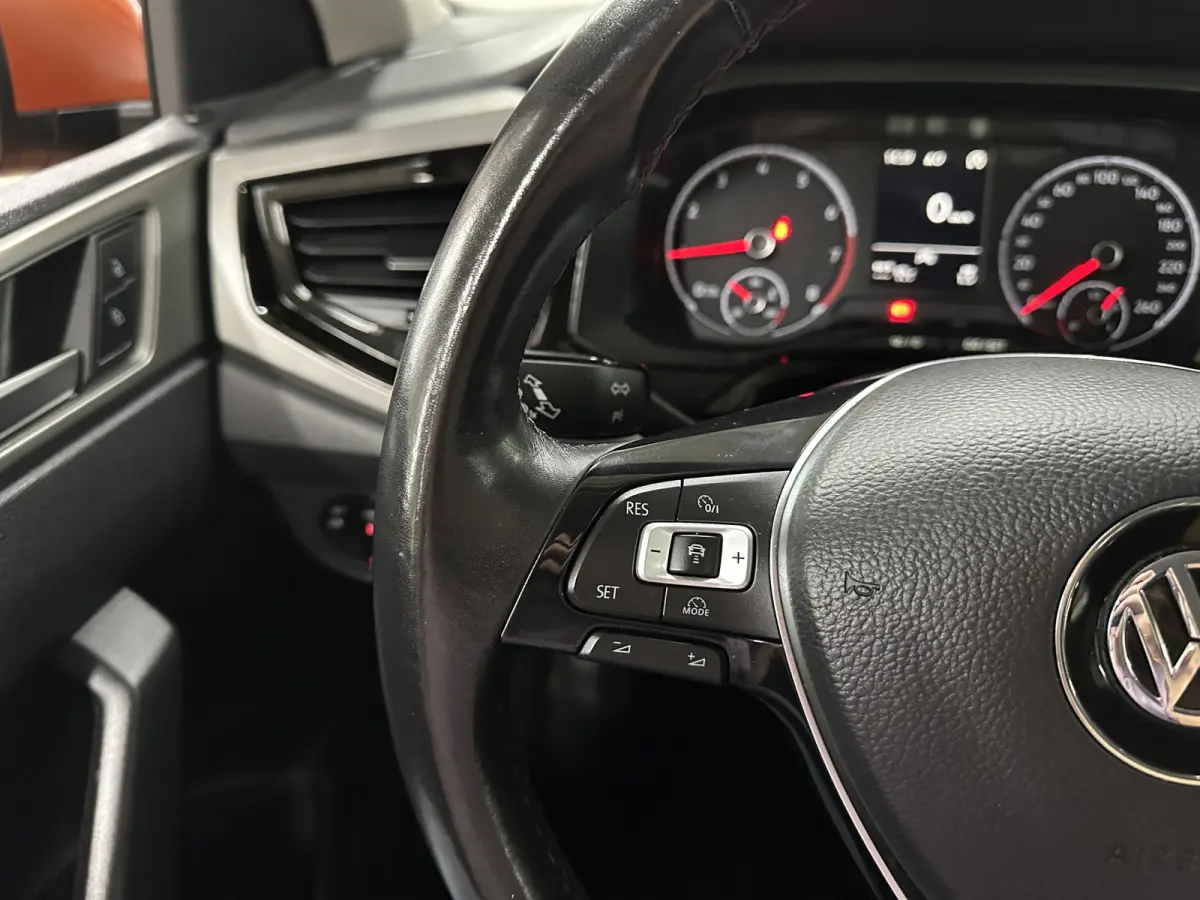 1.0 TSI Comfortline 95 pk | Navi | ACC | Apple Carplay/Android Auto |
