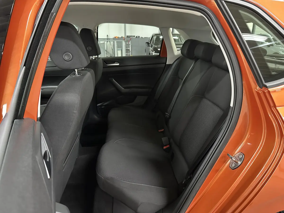 1.0 TSI Comfortline 95 pk | Navi | ACC | Apple Carplay/Android Auto |