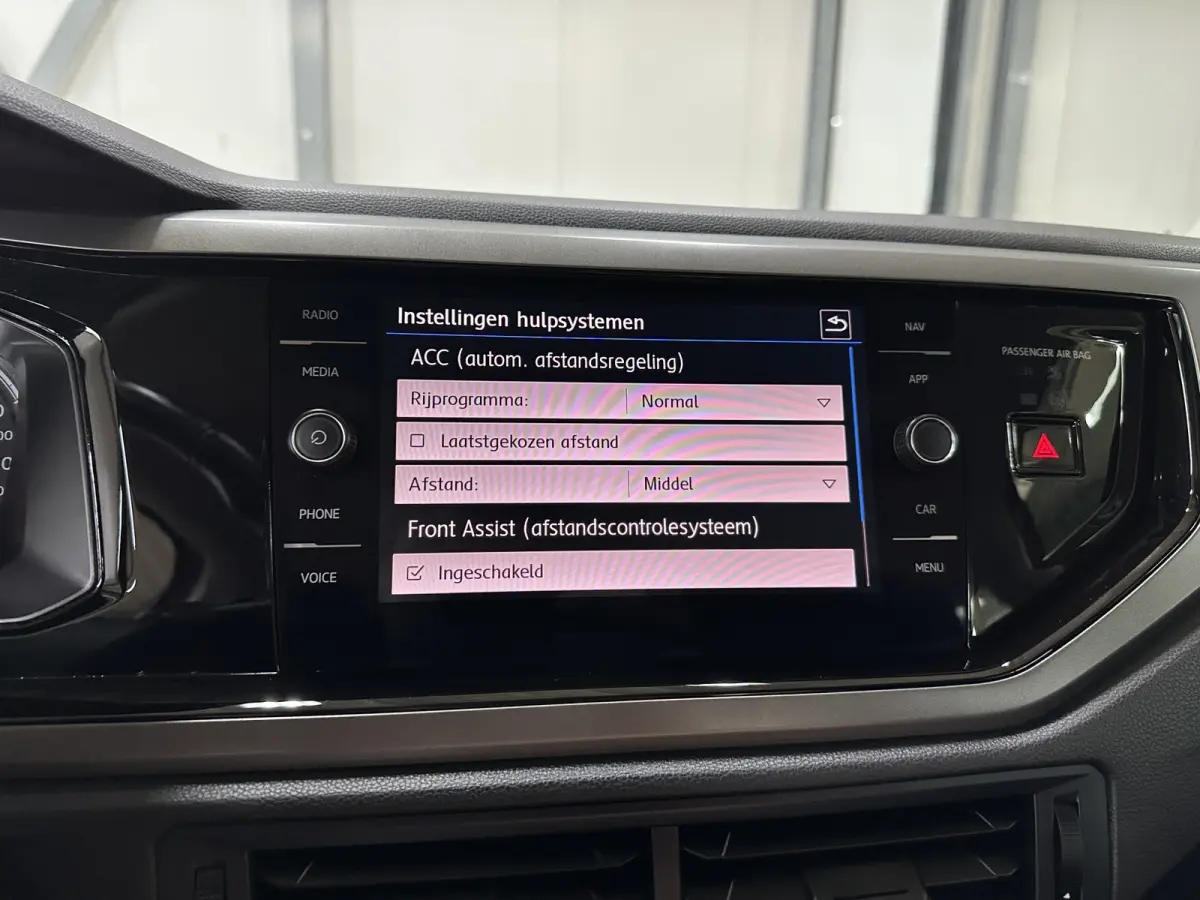 1.0 TSI Comfortline 95 pk | Navi | ACC | Apple Carplay/Android Auto |