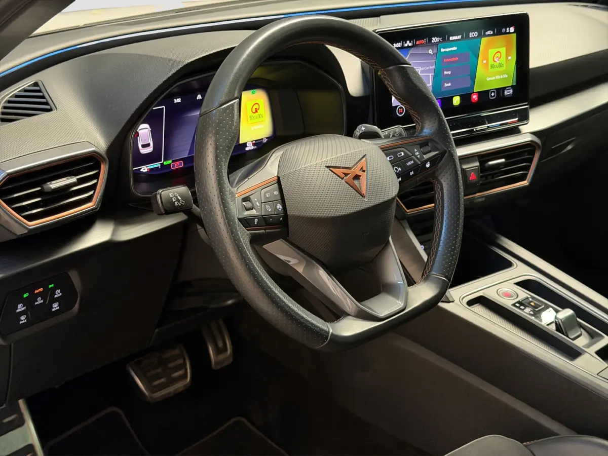 1.4 e-Hybrid VZ Performance|Keyless|Matrix LED|Camera|Kuipstoelen