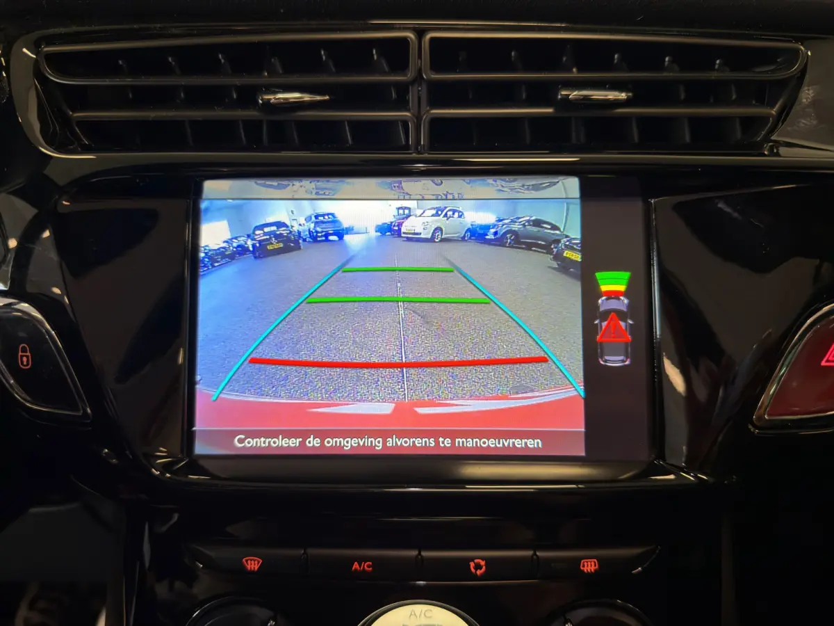 1.2 PureTech Shine| NAVIGATIE, CAMERA, CRUISE,