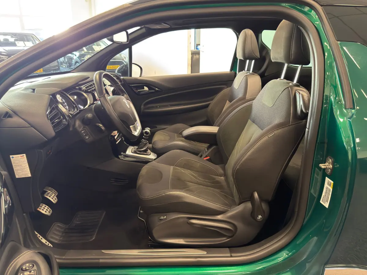 1.2 PureTech Shine| NAVIGATIE, CAMERA, CRUISE,