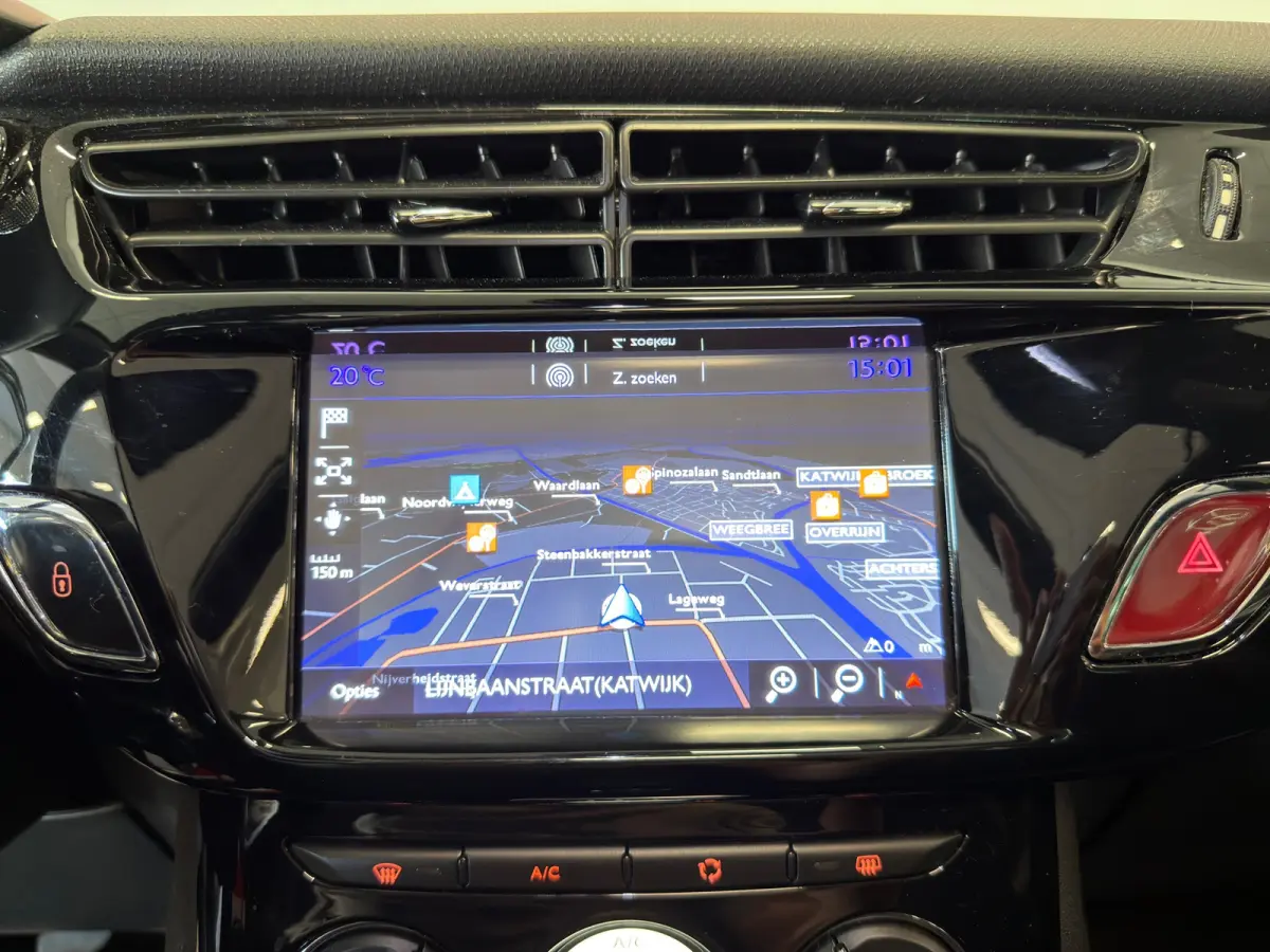 1.2 PureTech Shine| NAVIGATIE, CAMERA, CRUISE,