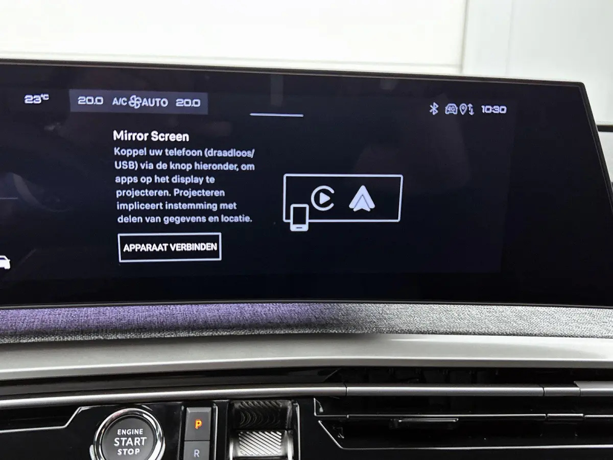 1.6 plug-in Hybrid 195pk Allure Automaat | Trekhaak | Climate Control | Cruise Control | Camera | LED Koplampen | Keyless Entry/Start | 19" Lichtmetalen Velgen | Apple Carplay/Android Auto |