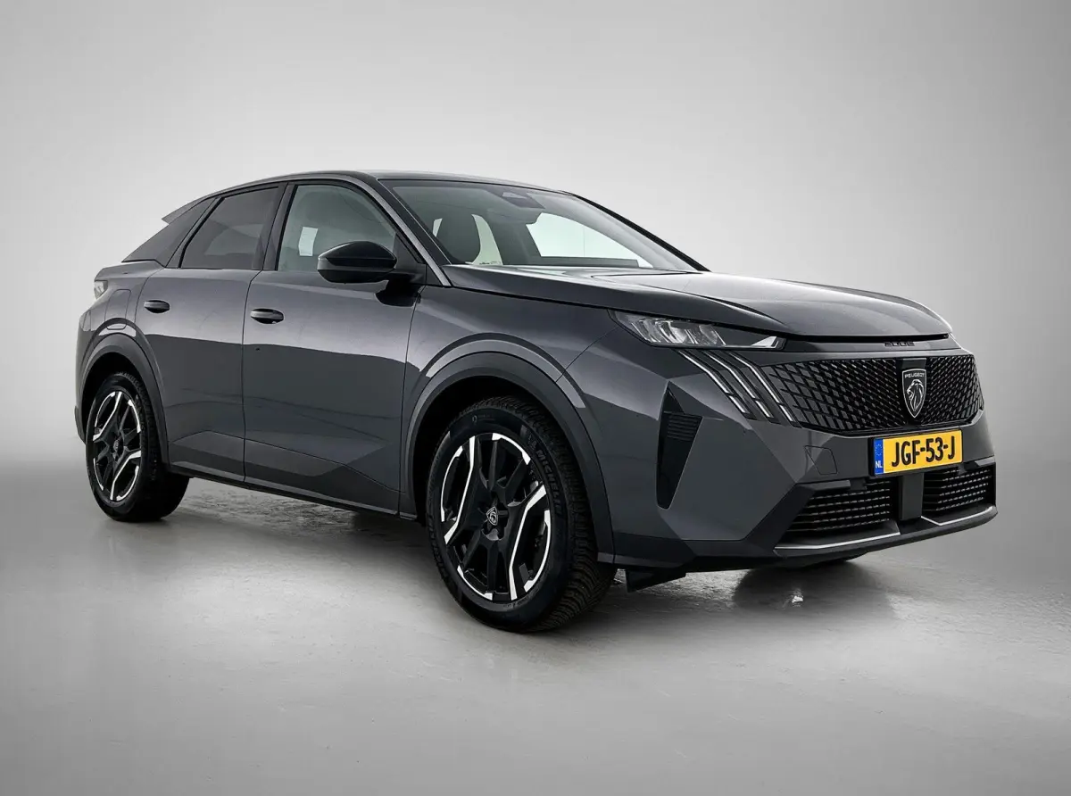 1.6 plug-in Hybrid 195pk Allure Automaat | Trekhaak | Climate Control | Cruise Control | Camera | LED Koplampen | Keyless Entry/Start | 19" Lichtmetalen Velgen | Apple Carplay/Android Auto |