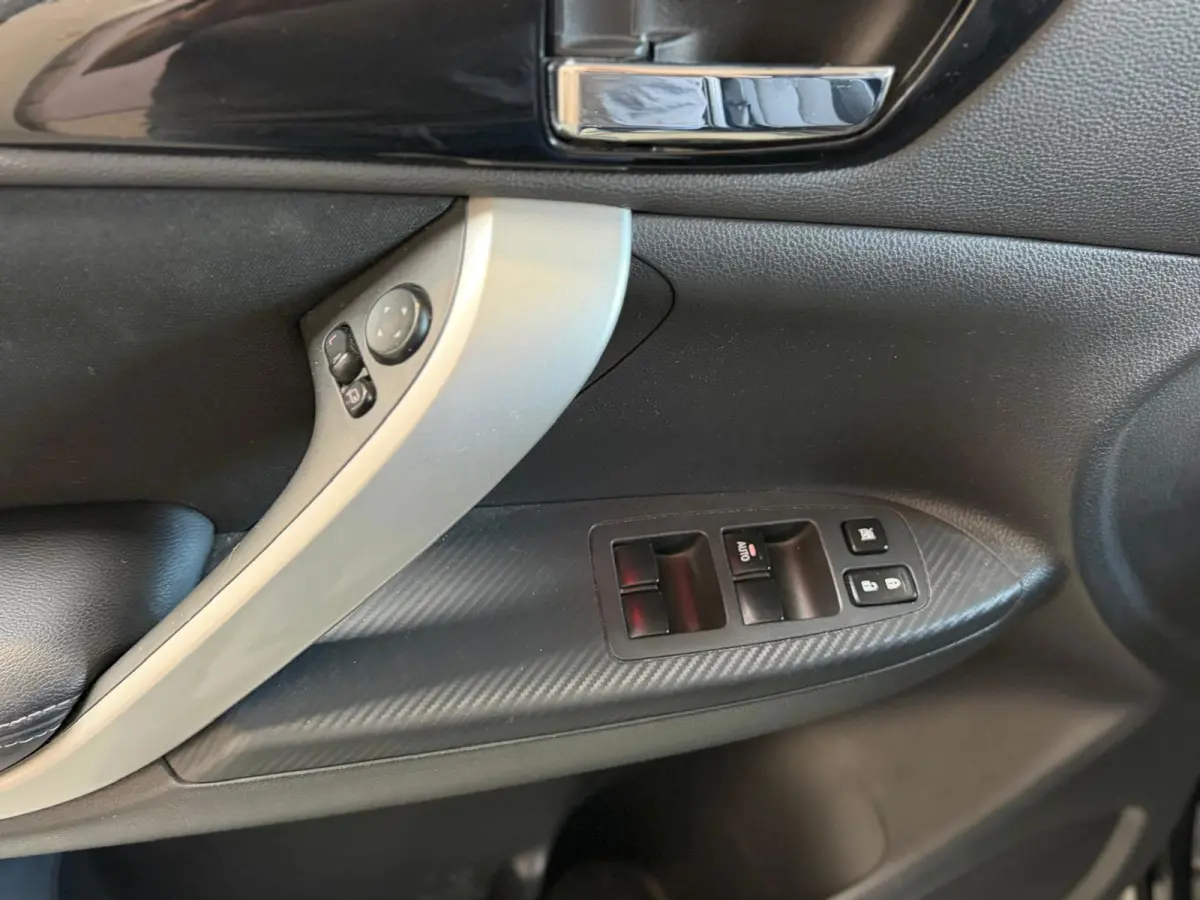 2.4 PHEV Instyle Navi, Camera, Carplay, Stoelverwarming