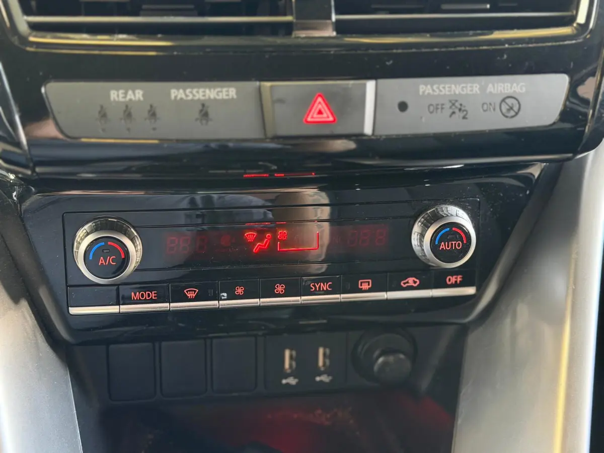 2.4 PHEV Instyle Navi, Camera, Carplay, Stoelverwarming
