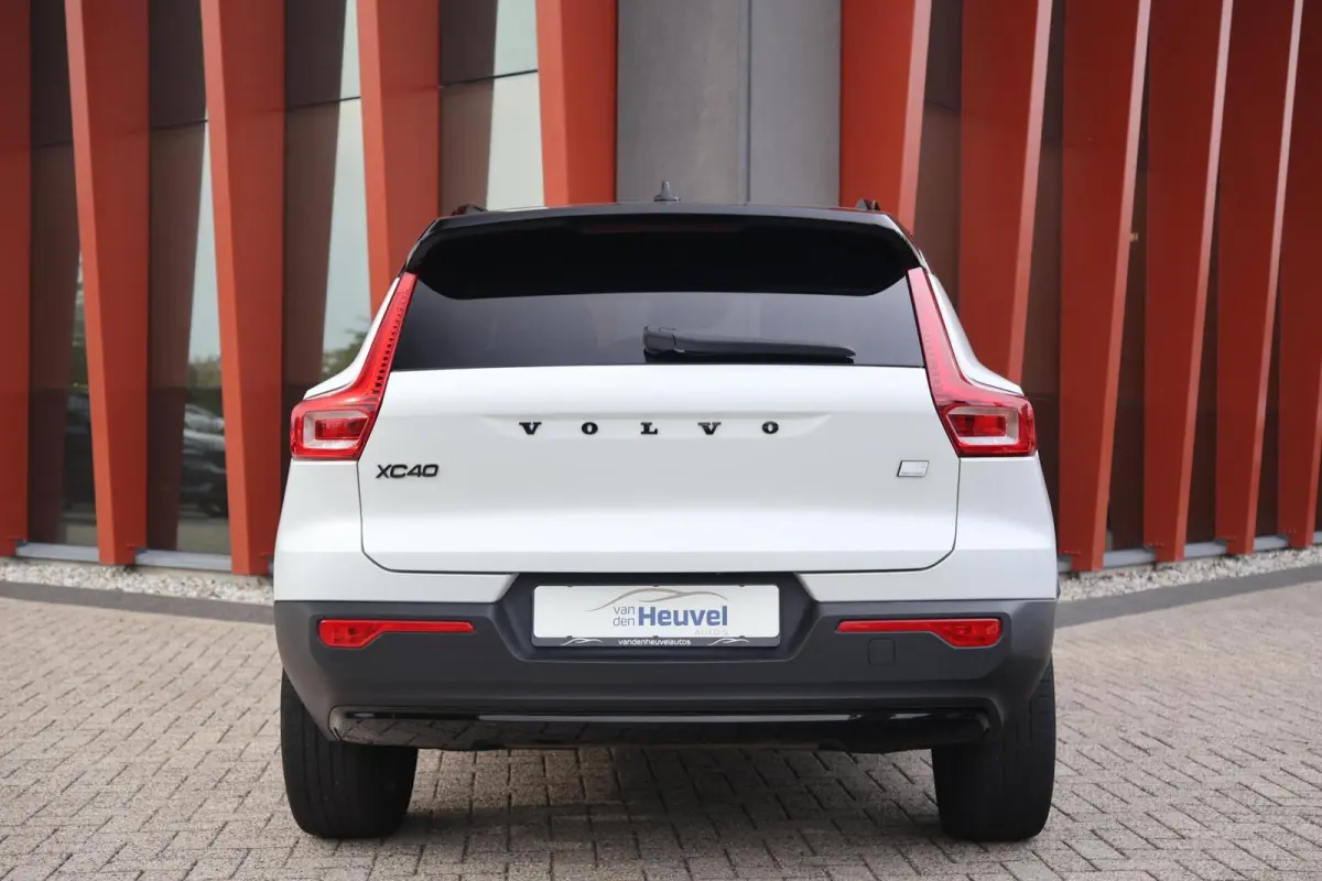 T5 R-Design | Parkeercamera | Trekhaak | Keyless