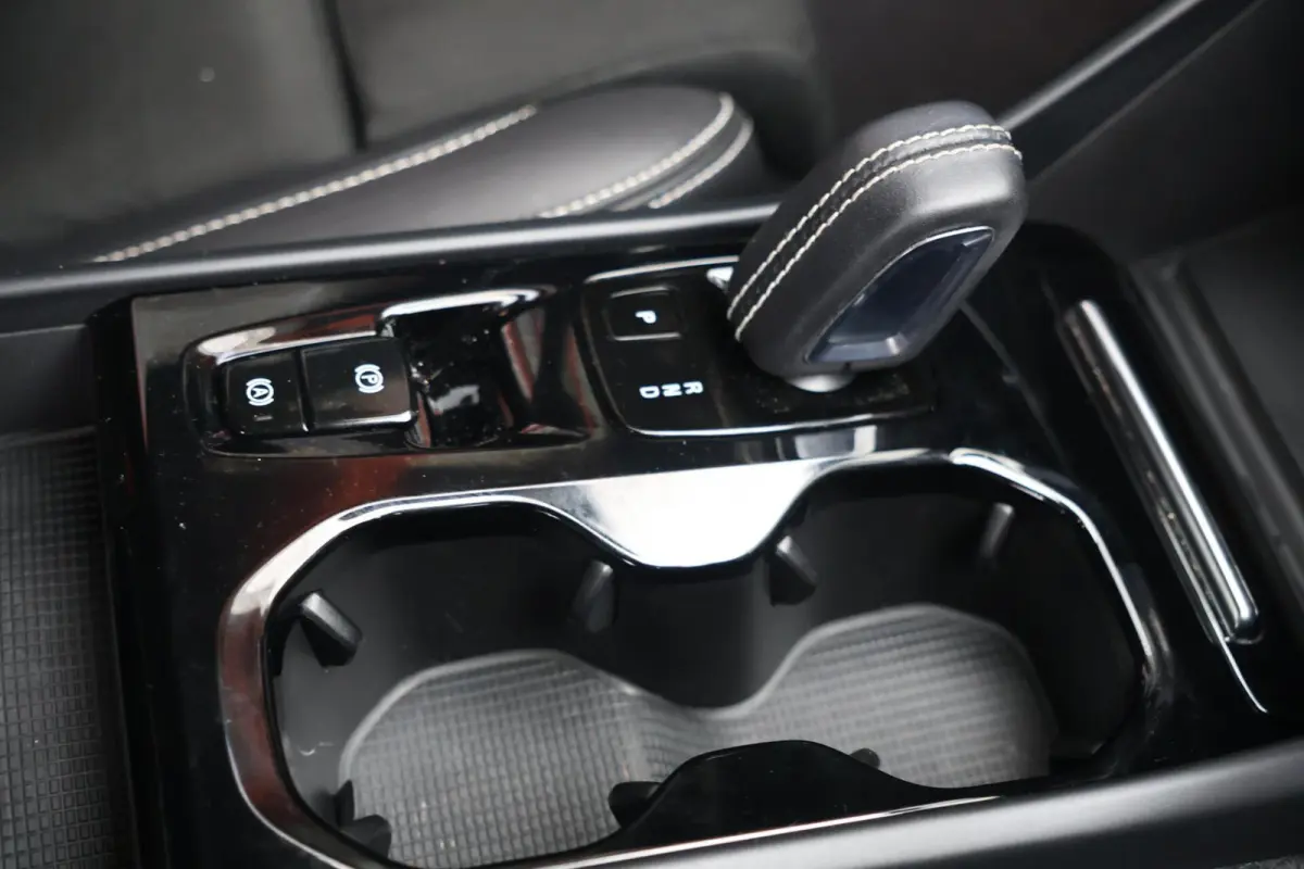 T5 R-Design | Parkeercamera | Trekhaak | Keyless