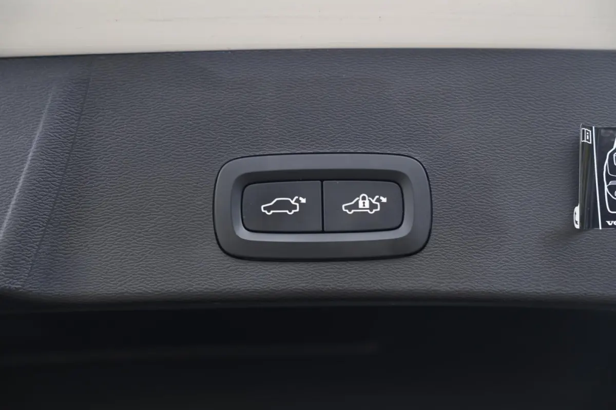 T5 R-Design | Parkeercamera | Trekhaak | Keyless