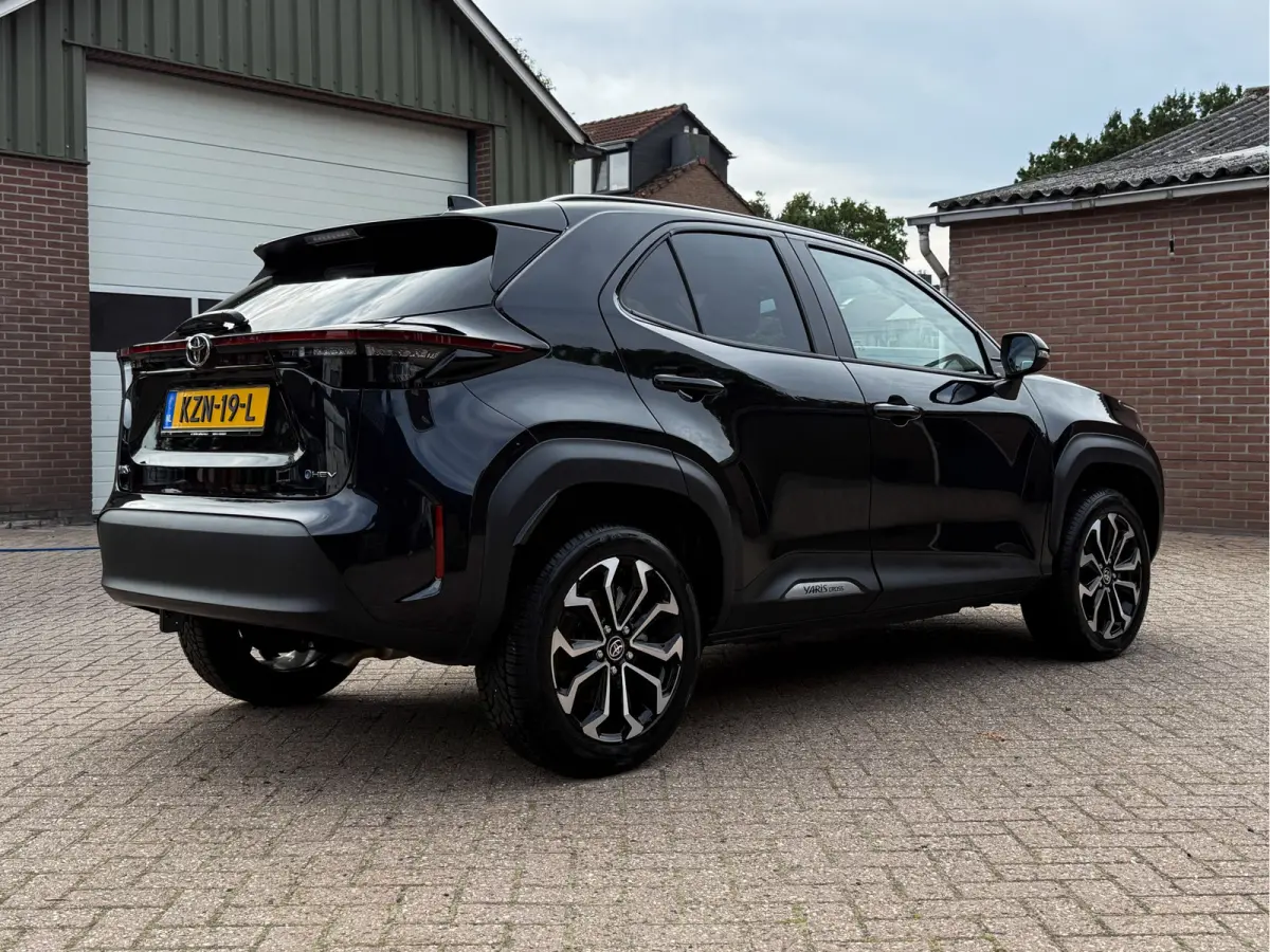 1.5 Hybrid 130 Dynamic - facelift! - Stoel/ stuurverw. Airco, Cruise, Apple Carplay + Android Auto, Achteruitrijcam!