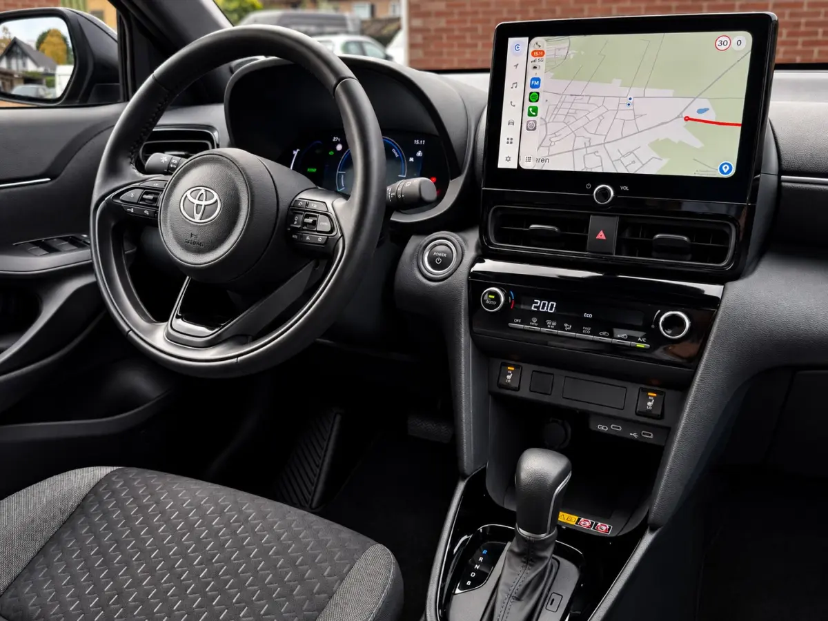1.5 Hybrid 130 Dynamic - facelift! - Stoel/ stuurverw. Airco, Cruise, Apple Carplay + Android Auto, Achteruitrijcam!