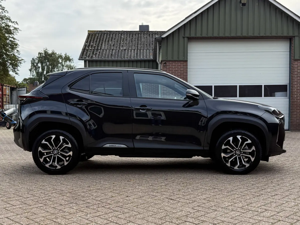 1.5 Hybrid 130 Dynamic - facelift! - Stoel/ stuurverw. Airco, Cruise, Apple Carplay + Android Auto, Achteruitrijcam!