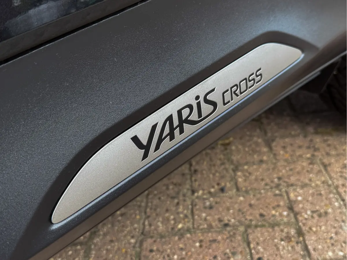 1.5 Hybrid 130 Dynamic - facelift! - Stoel/ stuurverw. Airco, Cruise, Apple Carplay + Android Auto, Achteruitrijcam!