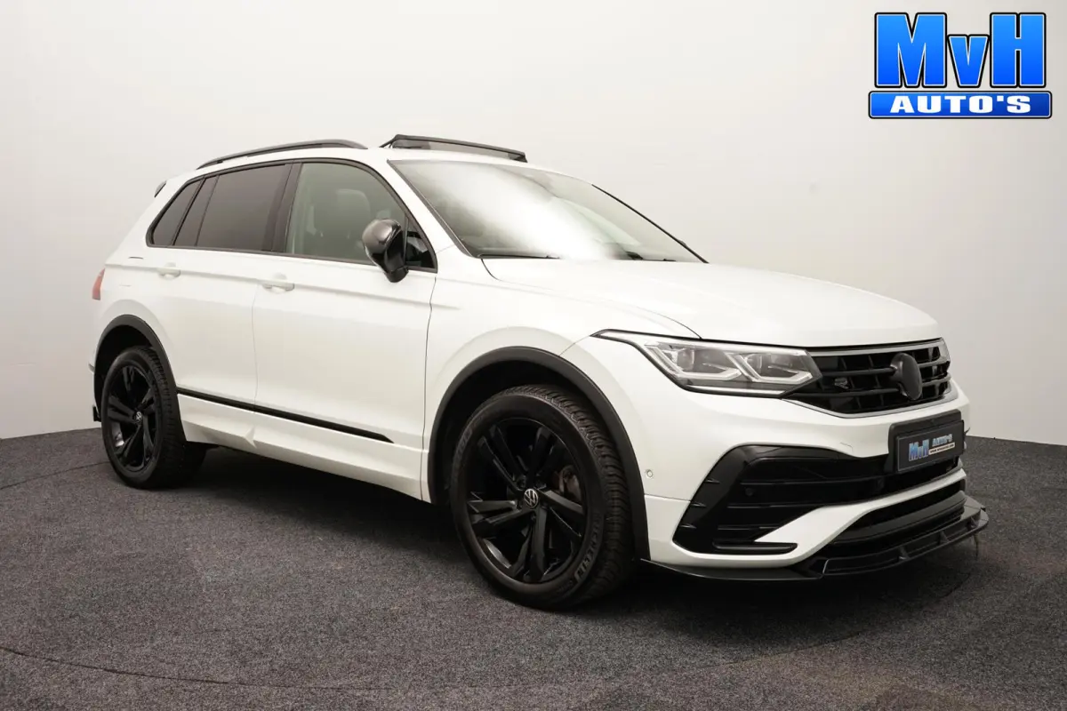 1.4 TSI PHEV R-Line|CUSTOM|PANO|SOH.98.6%