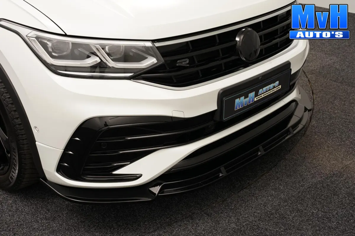 1.4 TSI PHEV R-Line|CUSTOM|PANO|SOH.98.6%
